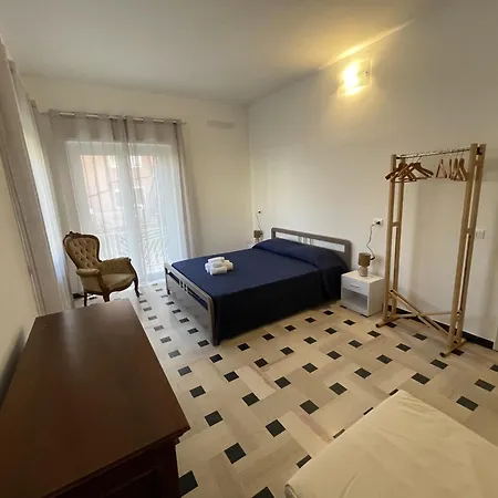 Appartement Airaldi8 - Trilocale Nel Budello Ampio E Soleggiato 50 M Dal Mare Alassio