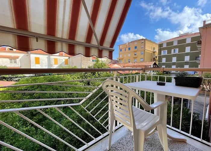 Airaldi8 - Trilocale Nel Budello Ampio E Soleggiato 50 M Dal Mare * Alassio