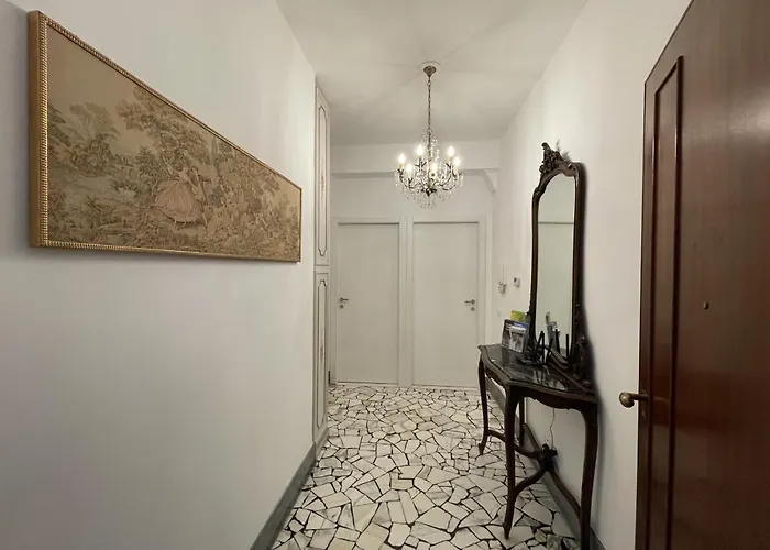 Airaldi8 - Trilocale Nel Budello Ampio E Soleggiato 50 M Dal Mare